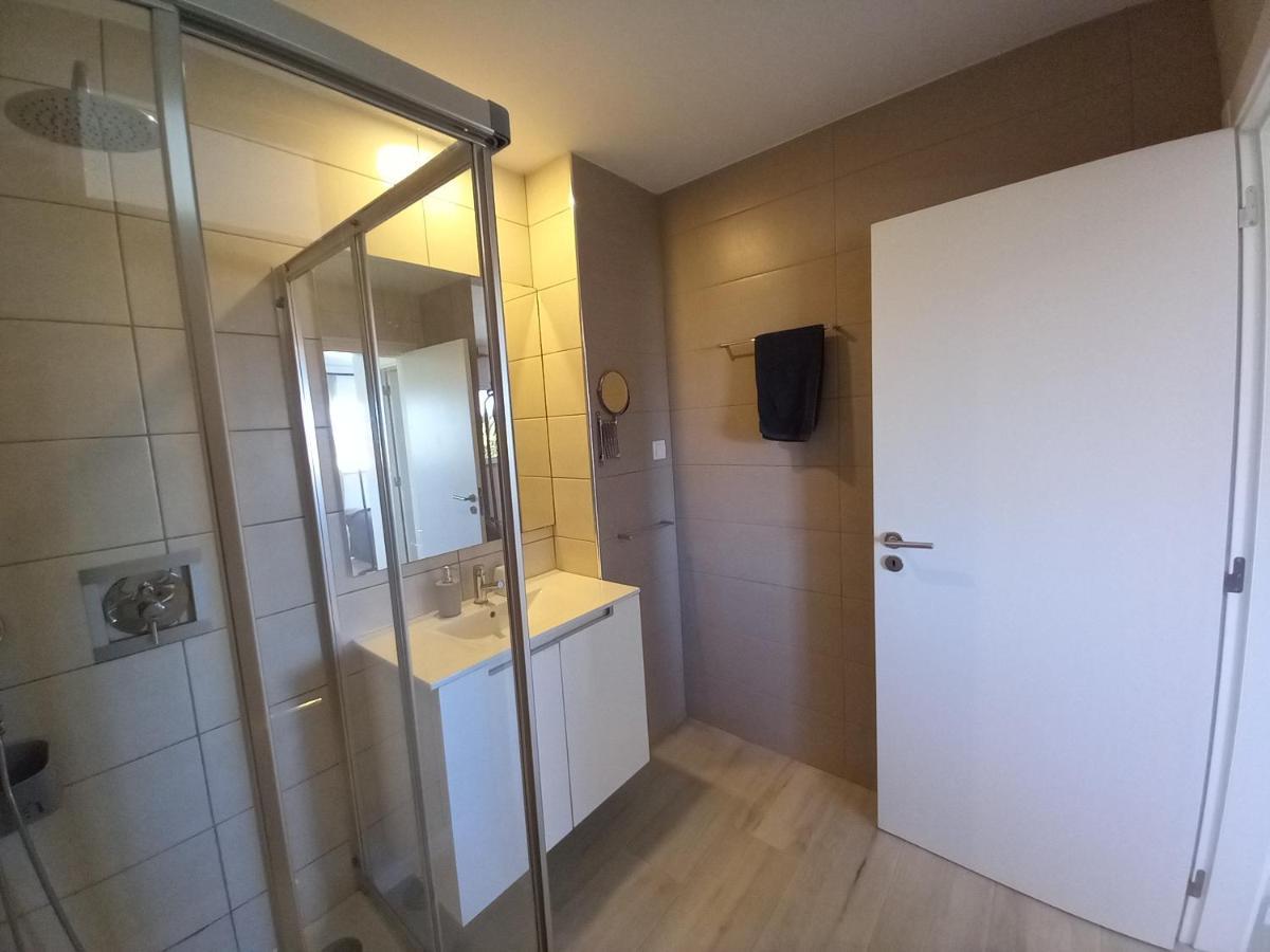 Apartment Martins - Belch1952 *